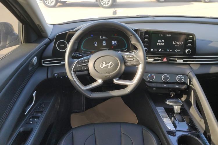 Used Hyundai Elantra 2023 1.5L CVT GLX Elite Edition Steering Wheel