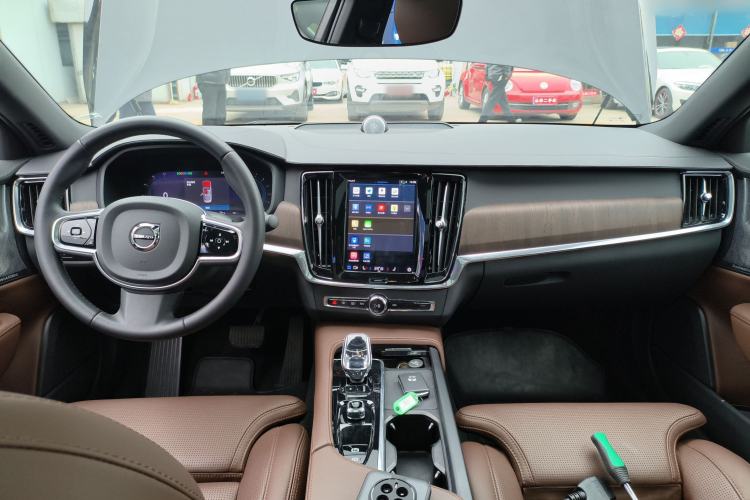 Used Volvo S90 2025 B5 Zhiya Luxury Edition