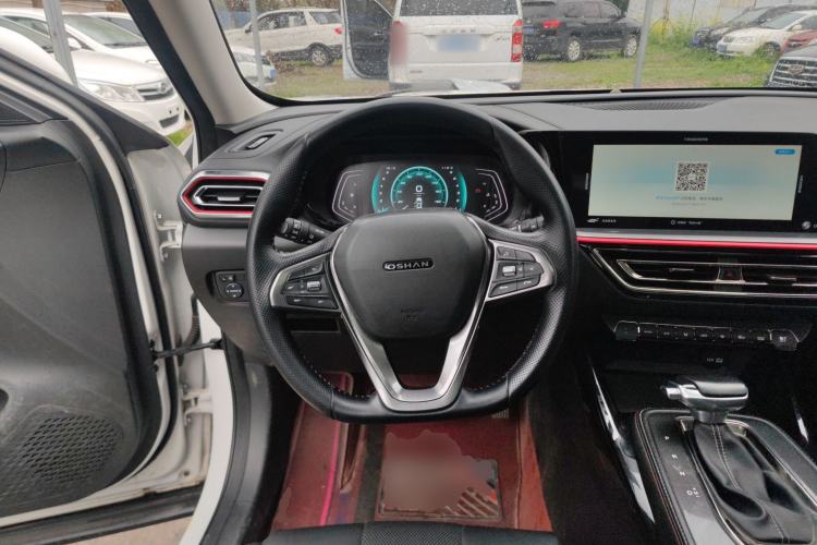 Used CHANGAN OSHAN X5 2021 1.6L CVT Luxury Model
