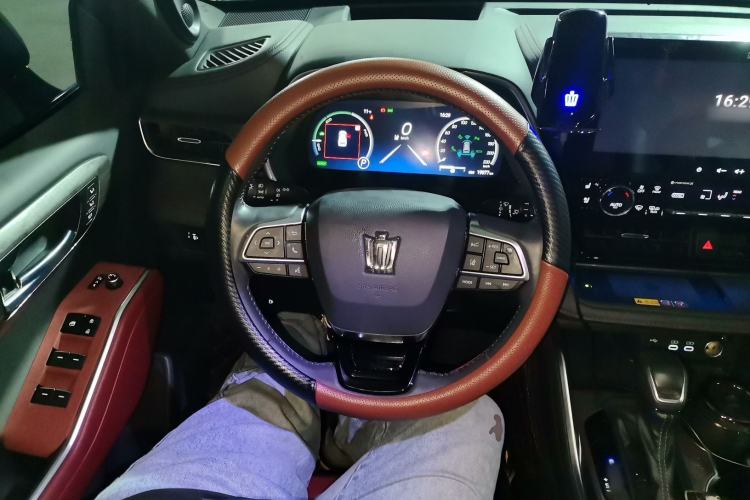 Used Toyota Crown Kluger 2024 2.5L HEV Four-Wheel Drive Flagship Edition Steering Wheel