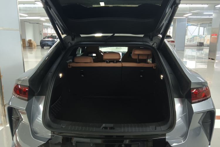 Used BYD Song L EV 2025 Intelligent Driving Version 662 km LiDAR Excellence Edition