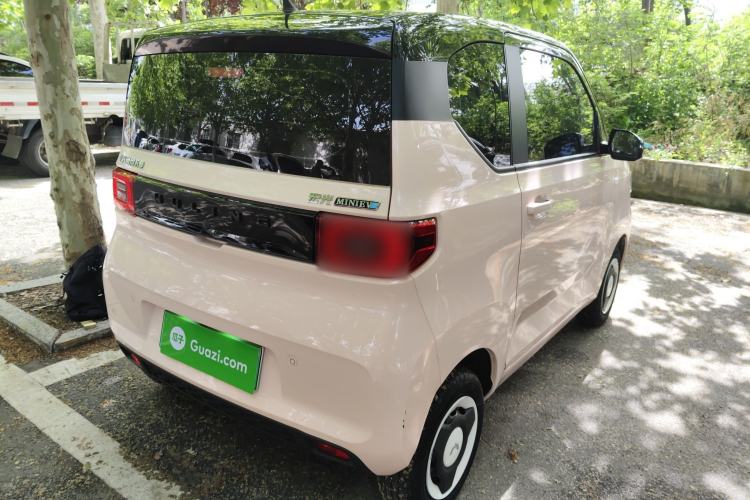 Used Wuling Hongguang MINIEV 2021 Macaron Premium Model – Lithium Iron Phosphate
