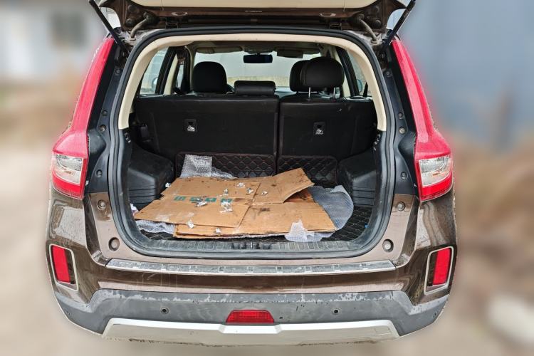 Used Geely Auto Vision X6 2016 1.8L Manual Luxury Model
