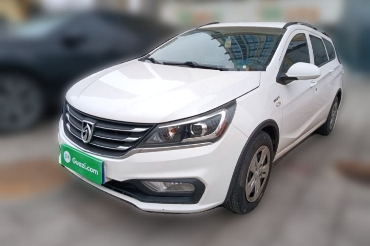 Used Baojun 310W 2017 1.5L Manual Comfort Version China VI Emission Standard