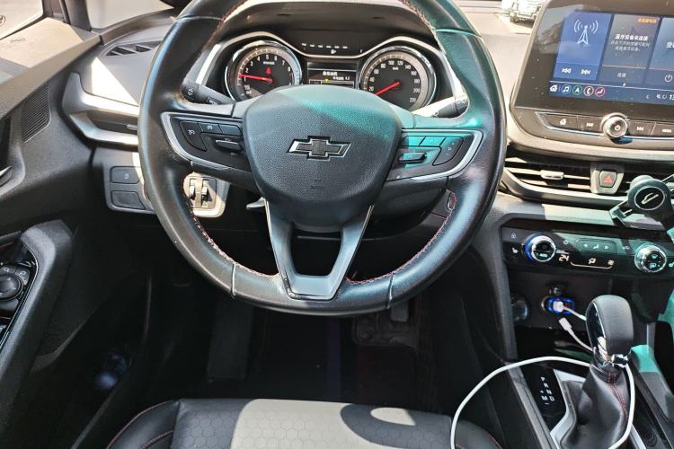 Used Chevrolet Orlando 2020 Light Hybrid Redline 530T Automatic Zhaoxiang Edition (5+2 Models)