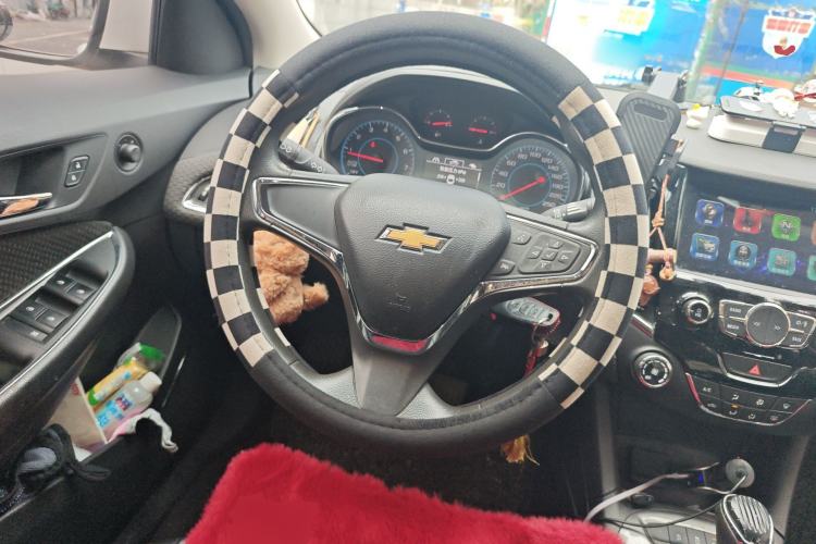 Used Chevrolet Cruze 2016 1.5L Automatic Luxury Edition Steering Wheel