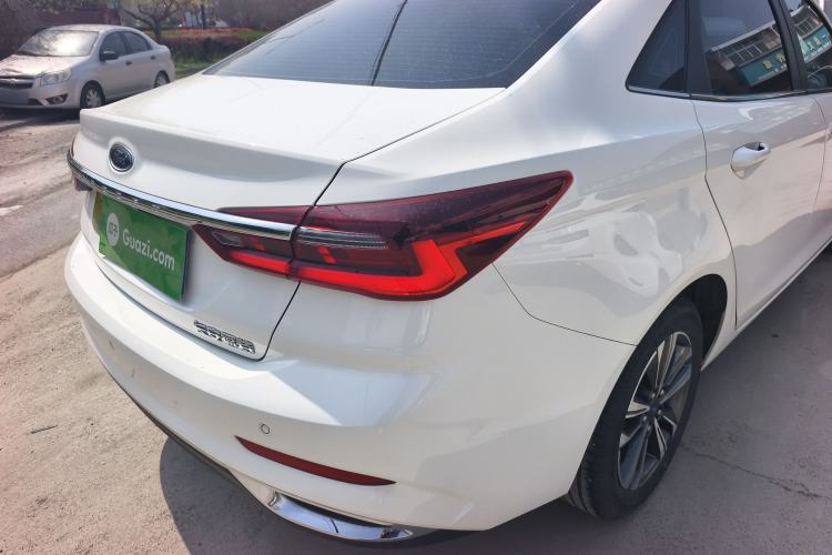 Used Ford Escort 2021 1.5L Automatic Diamond Edition