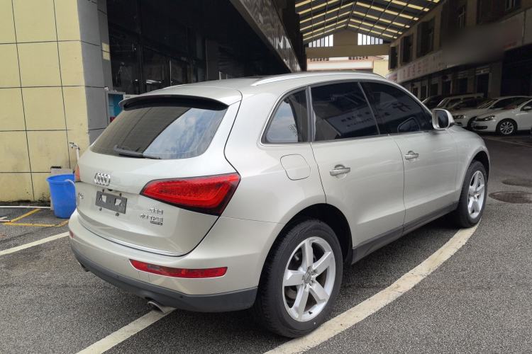 Used Audi Q5 2017 40 TFSI Ambition Edition Rear Right 45 Deg