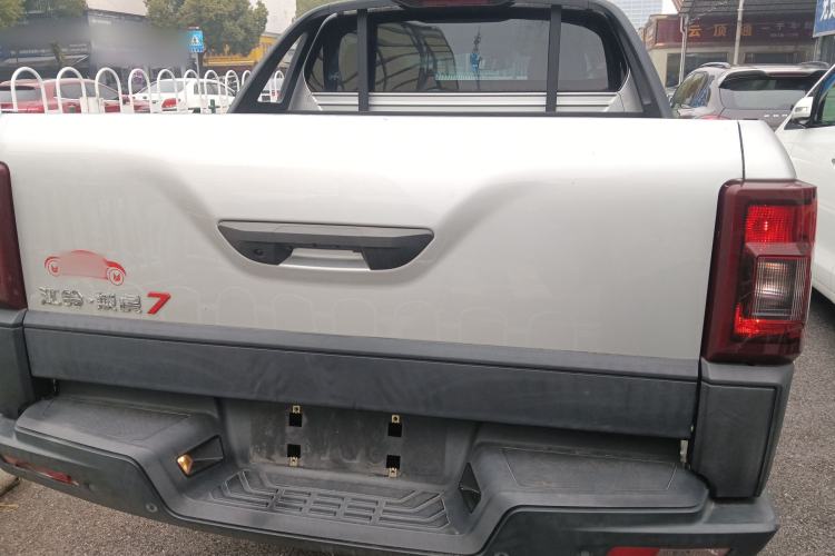 Used JMC Yuhu 7 2022 2.0T Manual Diesel Two-Wheel Drive Comfort Version Standard Wheelbase
