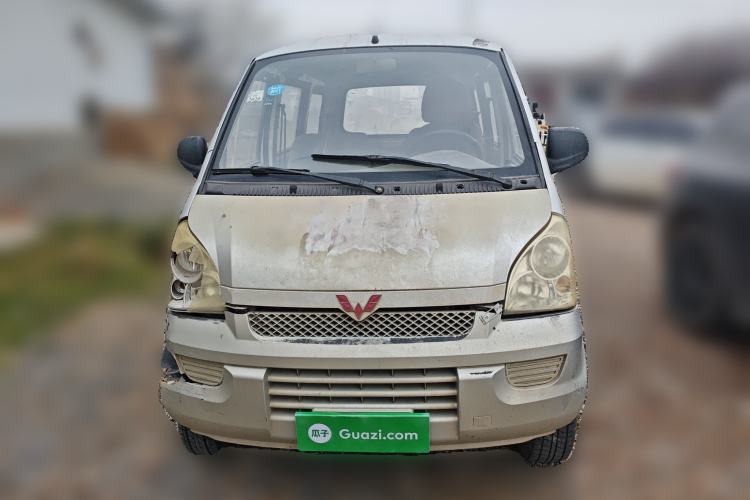 Used Wuling Rongguang 2011 1.2L Base Version