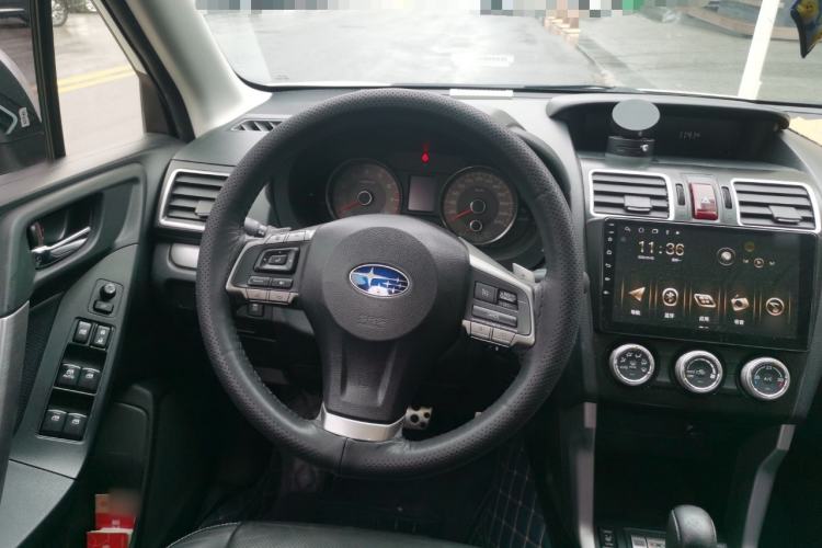 Used Subaru Forester 2015 2.0i Special Edition Commemorative Model
