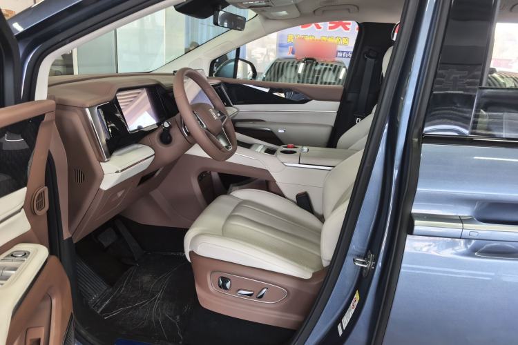 Used BYD Xia 2025 DM-i 1.5T 180km Beyond Edition
