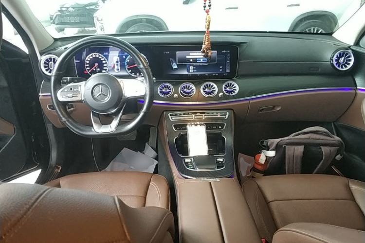 Used Mercedes-Benz E-Class 2019 E 300 L Sporty and Stylish Model
