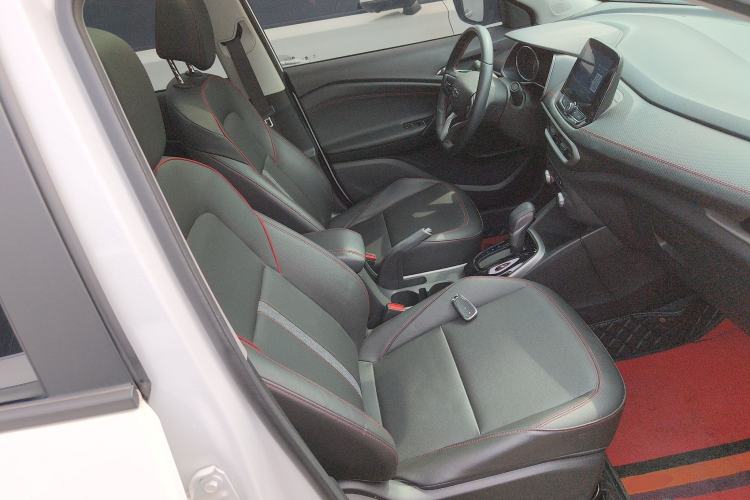 Used Chevrolet Trax 2021 Redline 335T CVT Luxury Edition China VI Standard