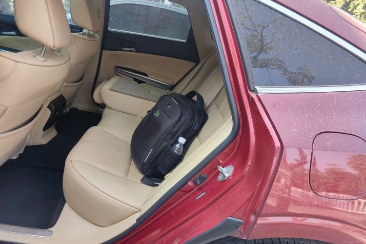 Used Honda Crosstour 2012 2.4L Luxury Edition
