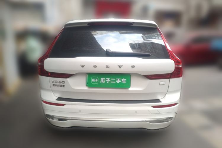 Used Volvo XC60 New Energy 2024 T8 Plug-in Hybrid Long-Range All-Wheel Drive Smart Luxury Edition
