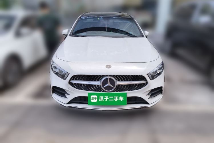 Used Mercedes-Benz A-Class 2022 Second Facelift A 200 L Sport Sedan Fashion Version
