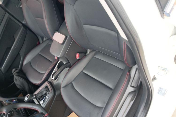 Used Hyundai Elantra (6th Generation / Lingdong) 2018 1.4T Dual-Clutch Xuan Dong · Dynamic Edition
