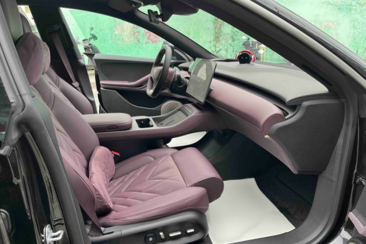 Used Nio ET5T 2025 Model Shadow Package Limited Edition, 75kWh Touring