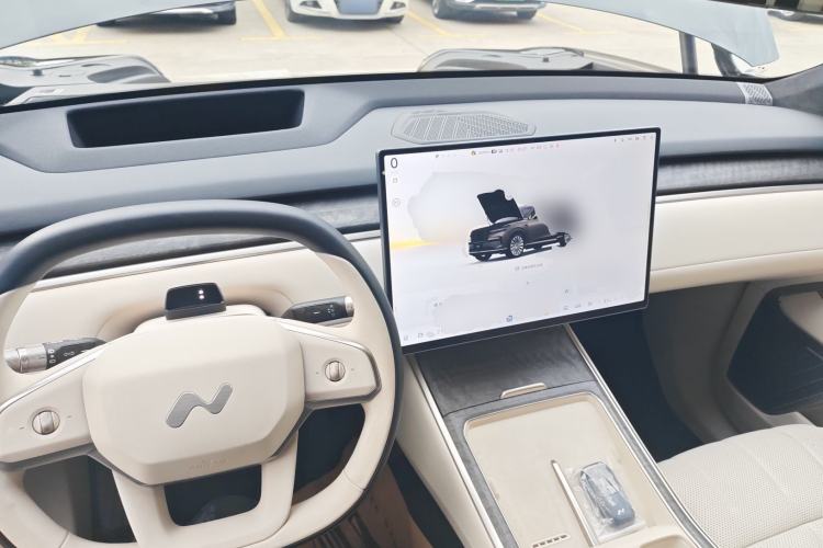 Used ONVO Luxeed L90 2025 Model—Max Six-Seater Version