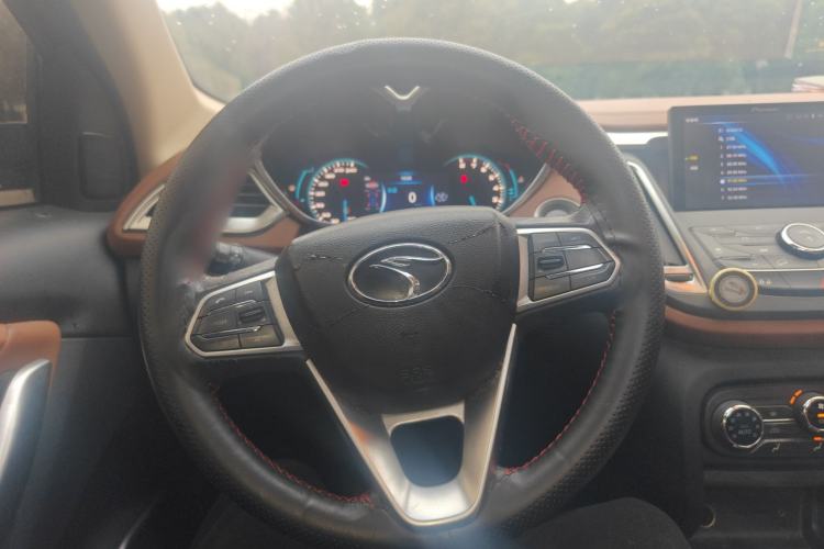 Used Soueast DX7 2017 1.5T Manual Luxury Model
