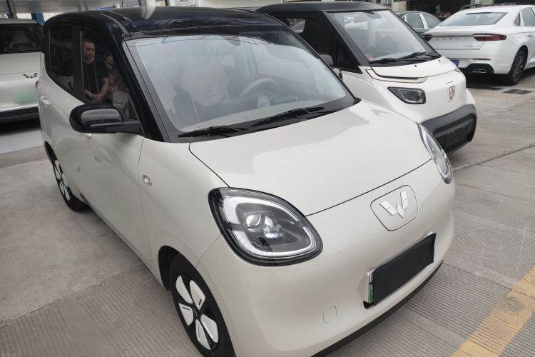 Used Wuling Hongguang MINIEV 2025 Four-Door Version Zhenxiang+ Edition Exterior 1