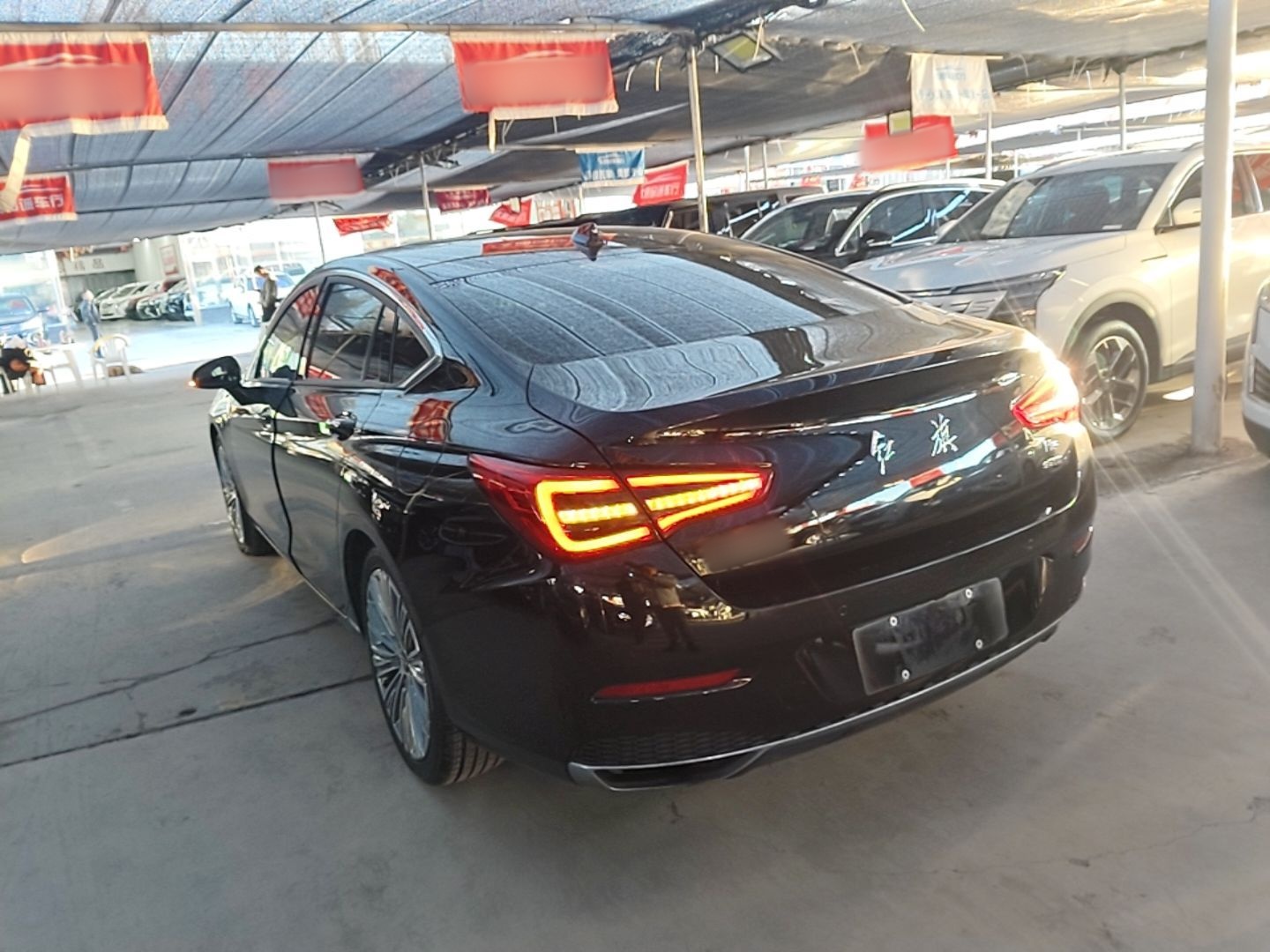 Hongqi H5 2022 Classic Model Facelift 1.8T Automatic Smart Connect Flagship Edition - Chinese Trim Xiang — снимка 4