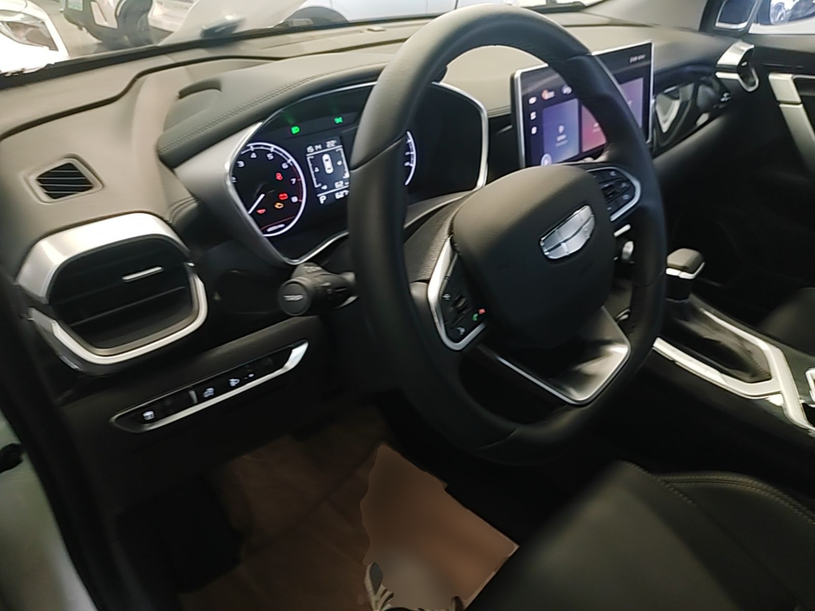 Geely Auto Coolray 2025 Model 1.5L CVT Superpower Edition MAX — снимка 17