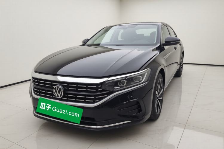 Used Volkswagen Passat 2023 Facelift 330TSI Luxury Edition