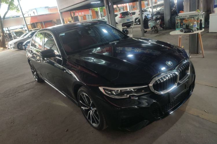 Used BMW 3 Series 2021 Second Facelift 325Li M Sport Package Front Right 45 Deg