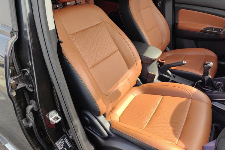 Used Oshan CX70 2016 1.6L Manual Luxury Model