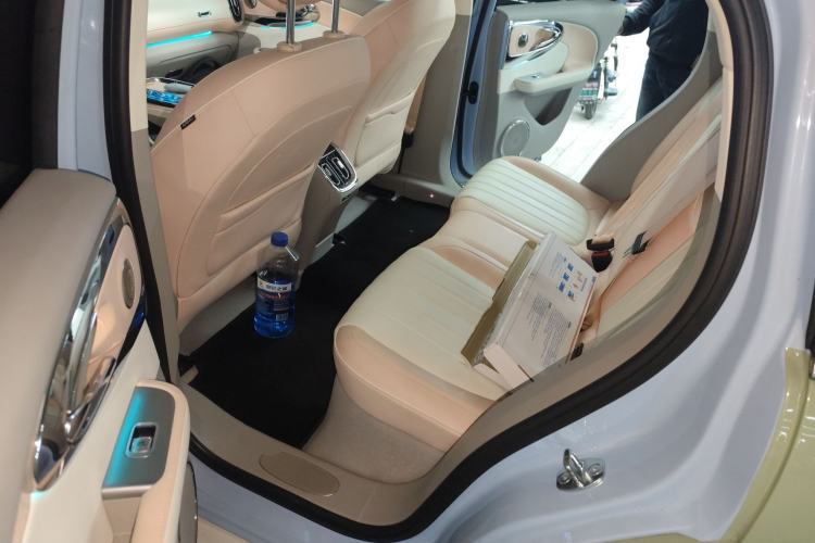 Used ORA Ballet Cat 2022 401 km Alice Edition