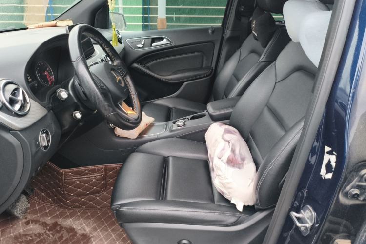 Used Mercedes-Benz B-Class 2018 B 200 Fashion Model Left Front Seat