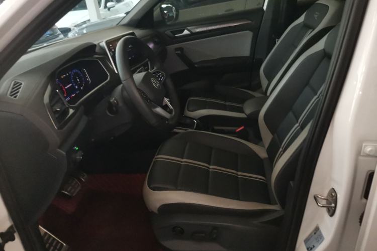 Used Volkswagen T-ROC 2024 300TSI DSG Two-Wheel-Drive Chen Guang Edition Left Front Seat