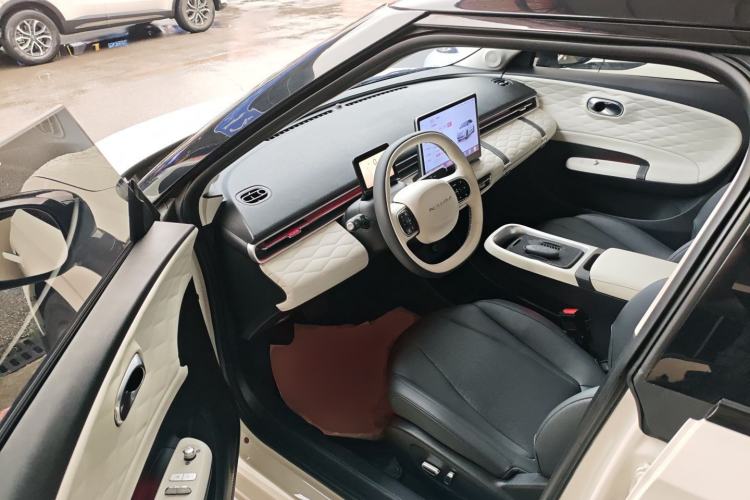 Used Dongfeng NAMMI 01 2024 Co-Creation Edition – Co-Creation WE Version Driver Seat