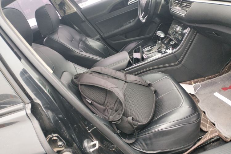 Used Hongqi H5 2018 30TD Smart Connect Dynamic Edition
