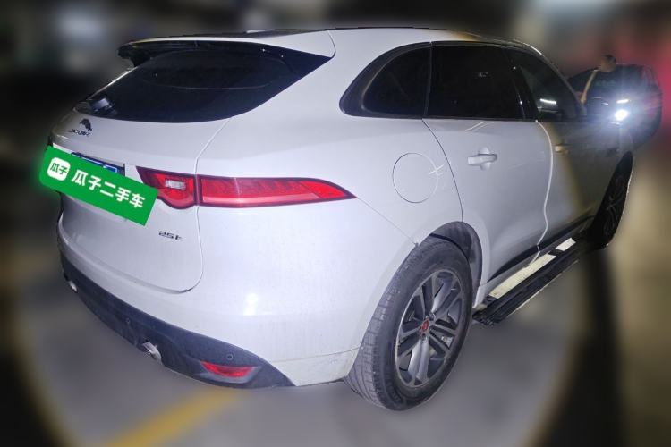 Used Jaguar F-PACE 2016 2.0T Two-Wheel-Drive R-Sport Sport Edition
