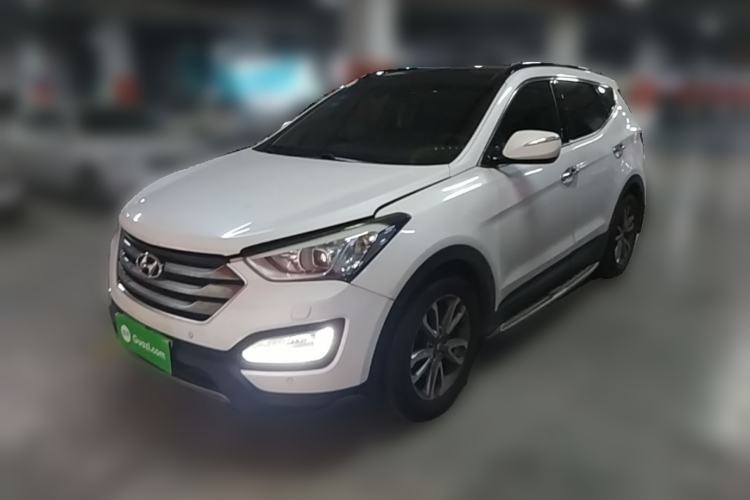 Used Hyundai Santa Fe 2013 2.0T Automatic All-Wheel Drive Top Trim