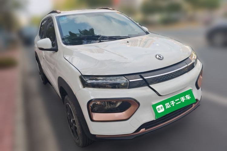 Used Dongfeng NAMMI BOX 2022 Revised Light Wind Edition 201 km Standard Version
