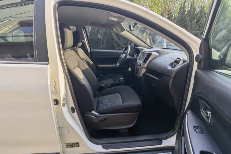 Used Haval H1 2017 Red-Label 1.5L AMT Comfort Model Right Front Seat