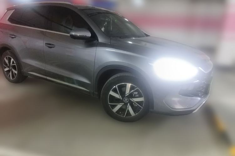 Used BYD Song Pro New Energy 2024 HONOR Edition DM-i 71KM Navigation Model
