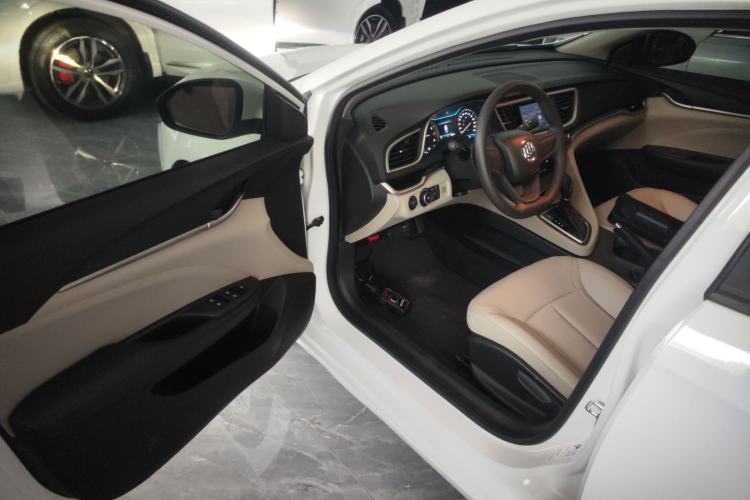 Used Buick GT 2021 Exemplar 1.5L Automatic Elite Version Driver Seat