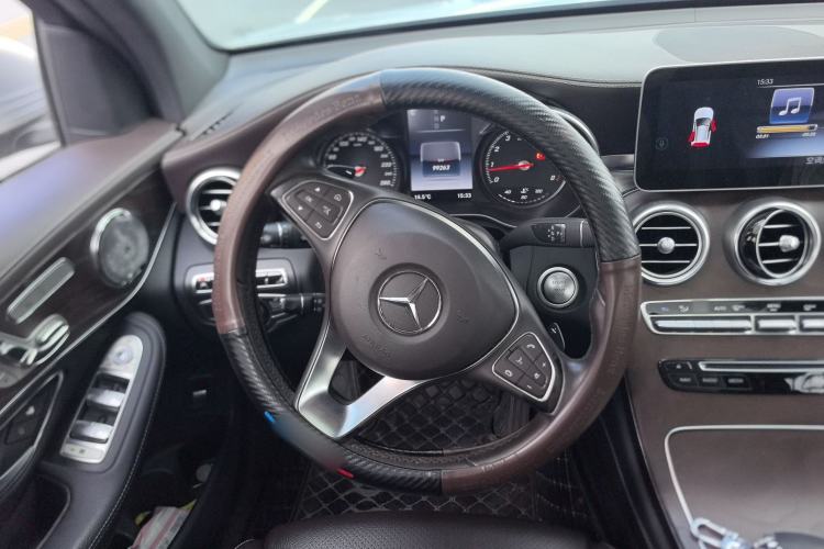 Used Mercedes-Benz GLC 2016 GLC 300 4MATIC Dynamic Model