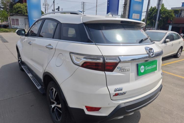 Used JMC Yusheng S330 2016 1.5L GTDi Automatic Two-Wheel Drive Prestige Edition Rear Left 45 Deg