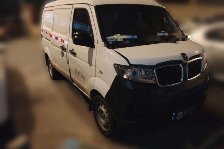 Used Jinbei Hiace X30  Front Right 45 Deg