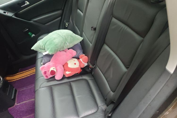 Used Volkswagen Tiguan 2016 300TSI Automatic Two-Wheel Drive Luxury Edition Left Rear Seat