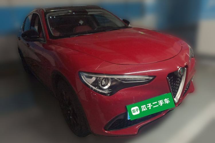 Used Alfa Romeo Stelvio 2017 2.0T 200HP Luxury Edition