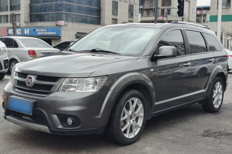 Used Fiat Freemont 2013 3.6L Intelligent All-Wheel-Drive Version