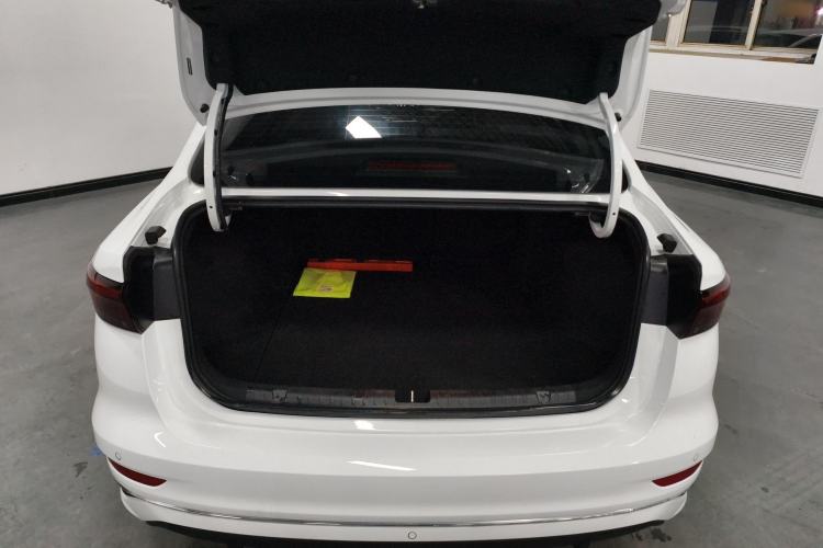 Used Geely Auto Emgrand 2025 4th Generation 1.5L CVT Longteng Edition
