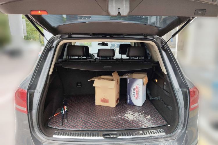 Used Volkswagen Touareg 2011 3.0 TDI Diesel Standard Version